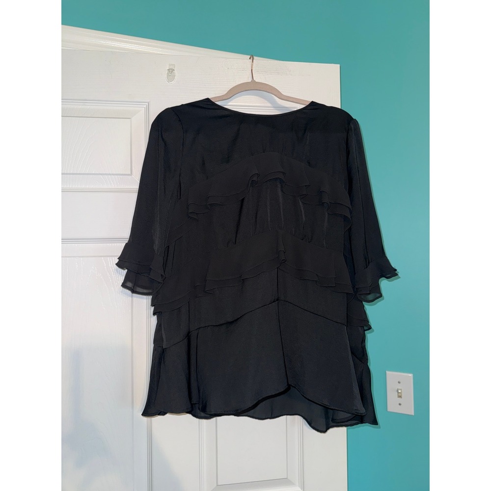 Who What Wear Black Tiered Ruffle Short Sleeve Blouse Top Large NWT